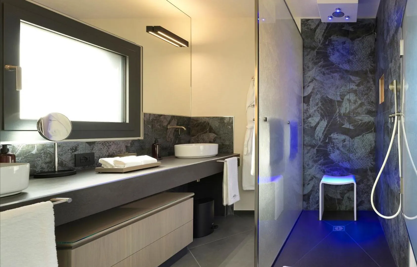 Ca' Apollonio Heritage Romano D'Ezzelino Hotel